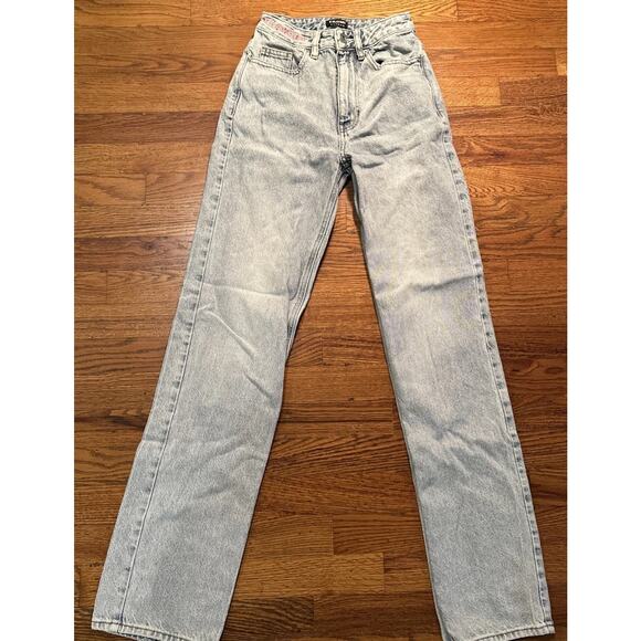 Playboy By PacSun Light Wash Denim Jeans Pink Bunny Logo Distressed Size 23 - Picture 2 of 8